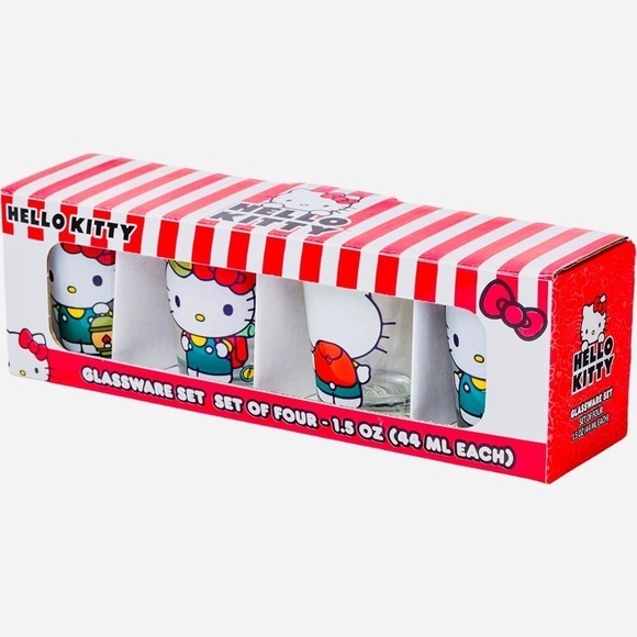 Silver Buffalo Hello Kitty Mini Shot Glass Set 1.5 Oz - Picture 3 of 8